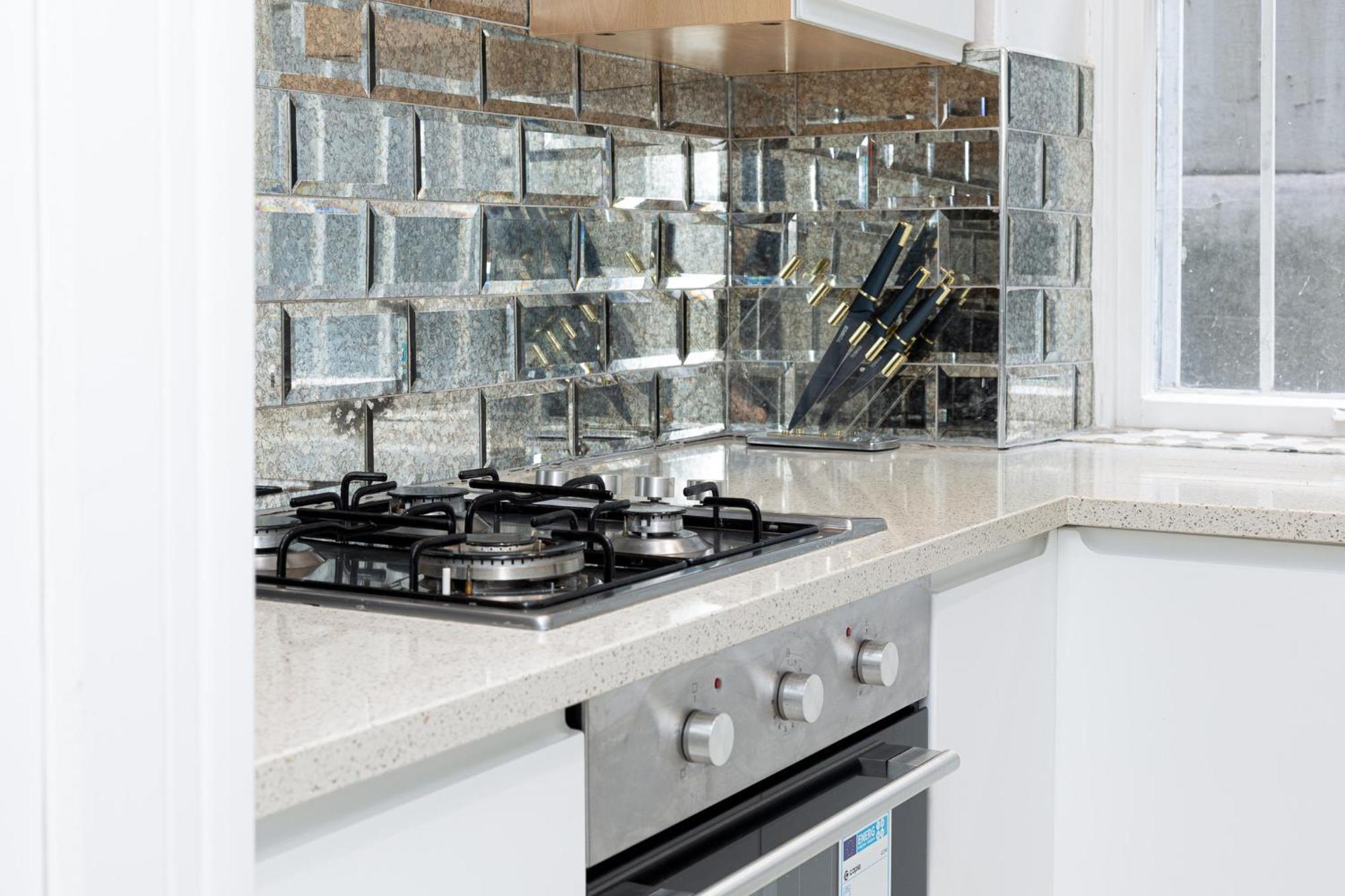 Modern 4 Bdr 3 Bth Apt Minutes From Edgware Road 伦敦 外观 照片