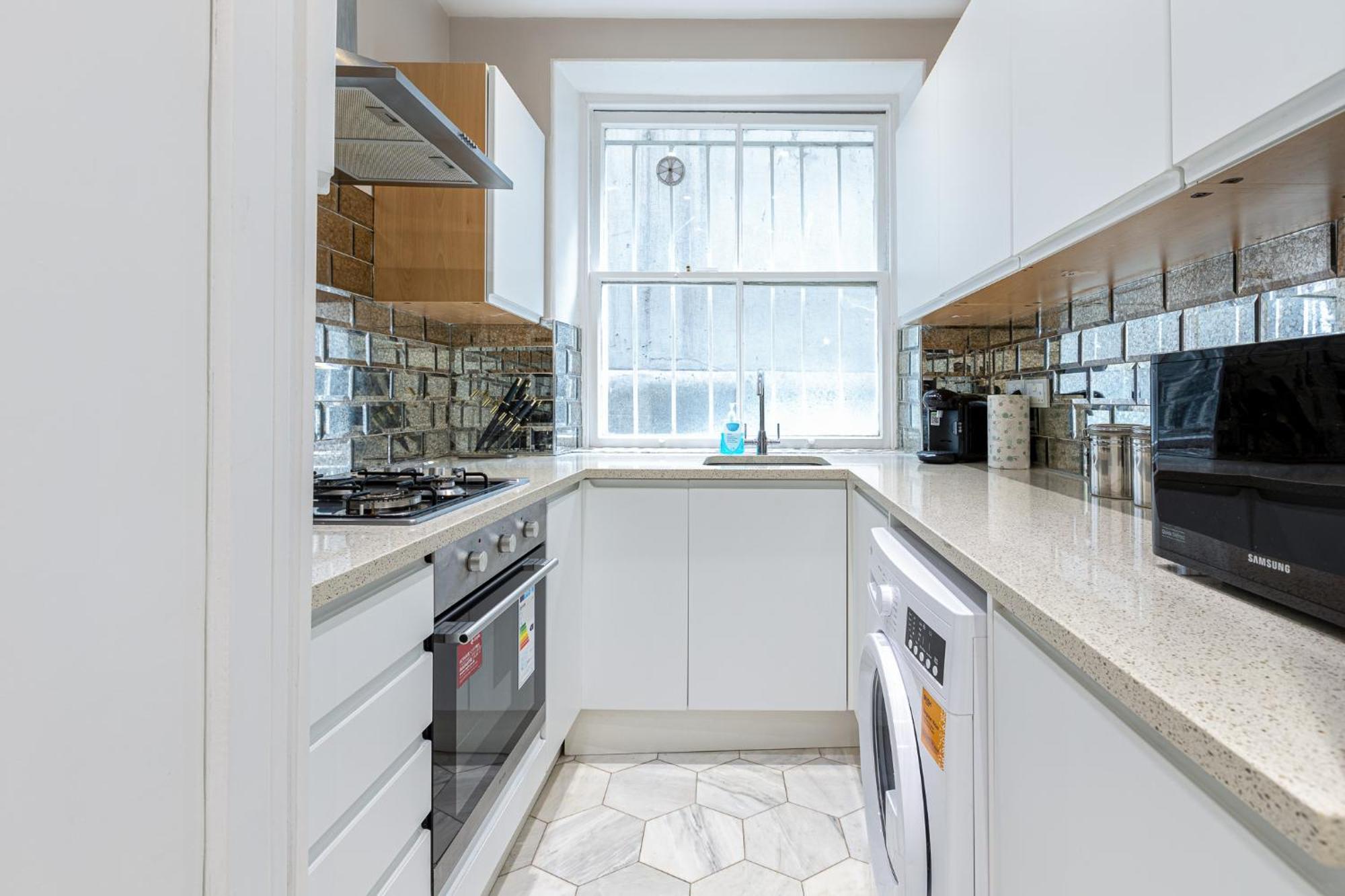 Modern 4 Bdr 3 Bth Apt Minutes From Edgware Road 伦敦 外观 照片